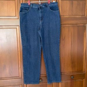 Gloria Vanderbilt jeans size 18